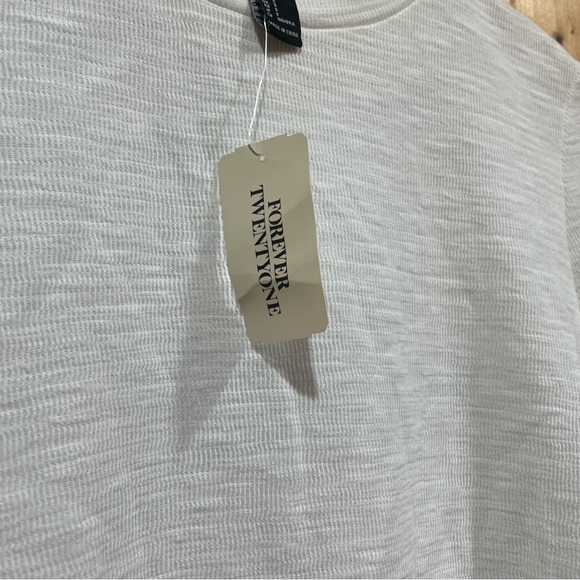 Bell Sleeve Tee - Picture 4 of 5